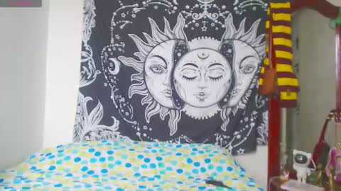 Lia Monroe online show from November 2025 03:44:01 PM