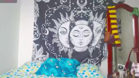 Lia Monroe online show from November 2025 09:00:02 PM