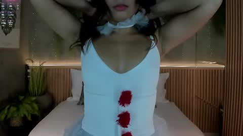Snapshot of lia_montclair chatting on June 2026 12:29:02 PM lia_montclair online show from June 2026 12:29:02 PM