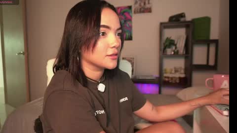 Snapshot of lia_russo_ chatting on April 2026 09:50:01 PM Lia online show from April 2026 09:50:01 PM