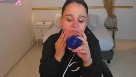 Snapshot of lia_sexx19 chatting on February 2026 02:21:02 AM Lia online show from February 2026 02:21:02 AM