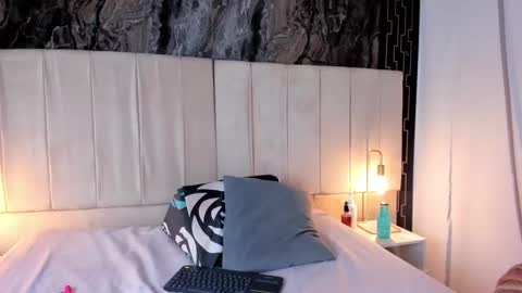 lia_sofiia online show from November 2025 09:08:01 AM