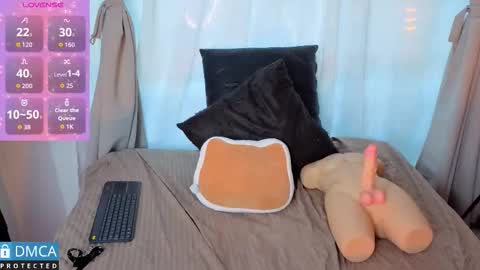 lia summer1 online show from November 2025 07:13:02 PM