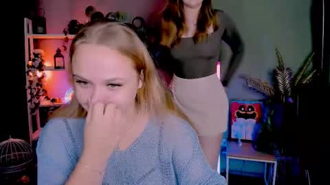 Lia online show from September 2025 07:15:02 PM