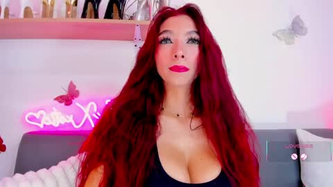 Snapshot of lia_tayllor1 chatting on May 2026 03:19:02 PM ExXxotic online show from May 2026 03:19:02 PM