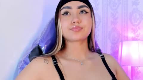 Snapshot of liaa_18 chatting on March 2026 02:51:02 AM Liaa online show from March 2026 02:51:02 AM