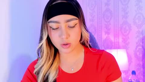 Snapshot of liaa_18 chatting on April 2026 04:12:01 AM Liaa online show from April 2026 04:12:01 AM