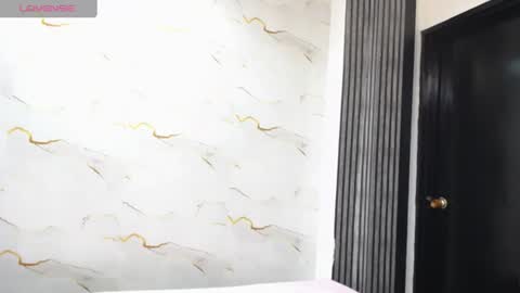 Snapshot of liaa_cams chatting on June 2026 02:40:02 AM liaa_cams online show from June 2026 02:40:02 AM