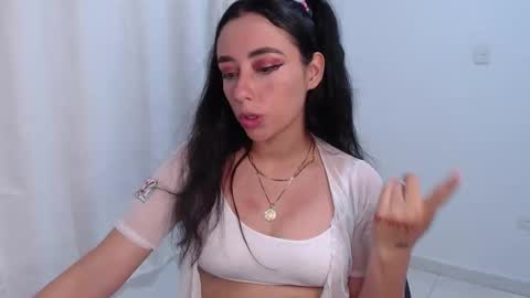   lia  online show from May 2026 04:07:02 AM