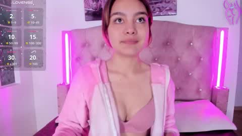 Lia  online show from January 2026 11:14:01 AM