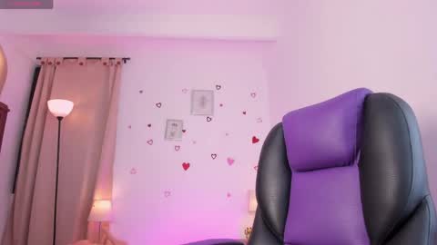 Snapshot of liaamoretzz chatting on April 2026 12:25:02 AM liaa moretzz online show from April 2026 12:25:02 AM