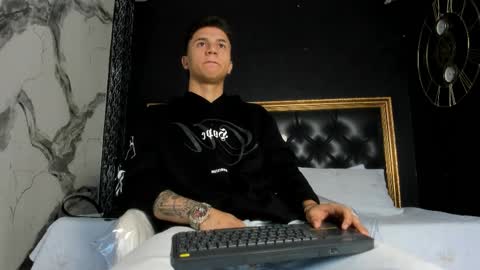 Liam Smith online show from September 2025 12:07:01 PM