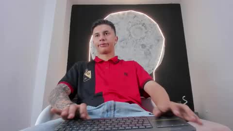 Liam Smith online show from October 2025 12:17:01 PM