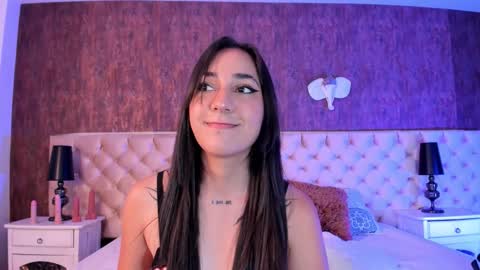 liaa turner  online show from September 2025 08:32:02 PM