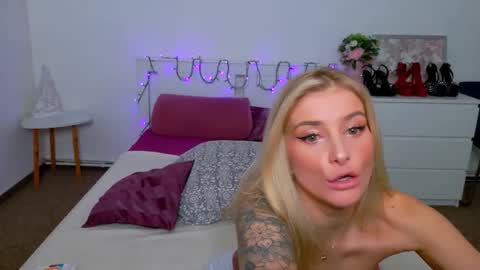 Lia online show from February 2026 10:29:01 AM