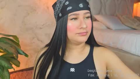 Lia Cox online show from March 2025 02:30:02 AM