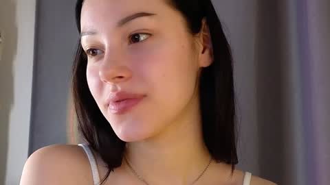 Lia  online show from December 2024 09:39:02 AM