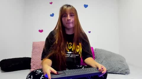 Snapshot of liahferrerr chatting on October 2025 08:33:01 PM Liah Ferrer online show from October 2025 08:33:01 PM