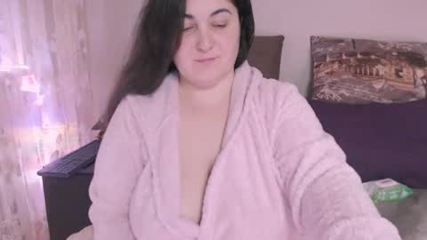 miss Lia  colection for travel online show from December 2024 09:26:02 PM