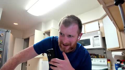 Liam online show from September 2025 04:07:02 PM