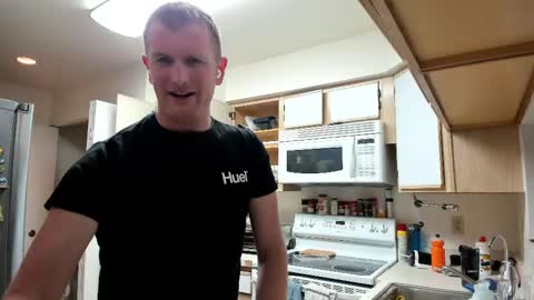 Snapshot of liam_1985 chatting on April 2026 11:55:02 PM Liam online show from April 2026 11:55:02 PM