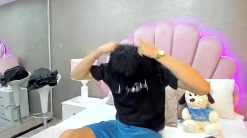 Liam Adamms online show from February 2026 01:04:02 PM