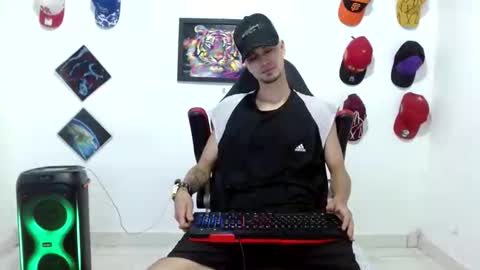 Andres online show from March 2026 10:57:01 PM
