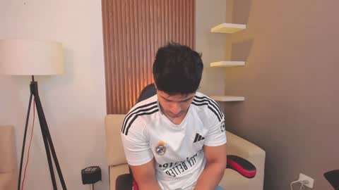 Snapshot of liam_colliins chatting on January 2025 11:33:02 AM Liam Collins online show from January 2025 11:33:02 AM