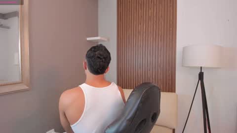 Snapshot of liam_colliins chatting on February 2025 11:44:02 AM Liam Collins online show from February 2025 11:44:02 AM