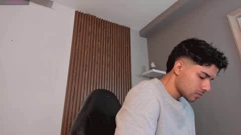 Snapshot of liam_colliins chatting on March 2025 11:40:01 AM Liam Collins online show from March 2025 11:40:01 AM