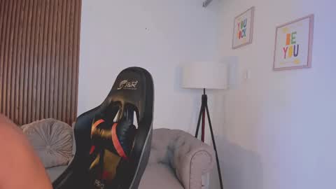 Snapshot of liam_colliins chatting on October 2025 11:52:02 AM Liam Collins online show from October 2025 11:52:02 AM