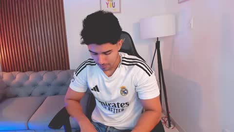 Snapshot of liam_colliins chatting on October 2025 11:54:02 AM Liam Collins online show from October 2025 11:54:02 AM