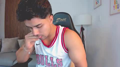 Snapshot of liam_colliins chatting on October 2025 11:36:01 AM Liam Collins online show from October 2025 11:36:01 AM