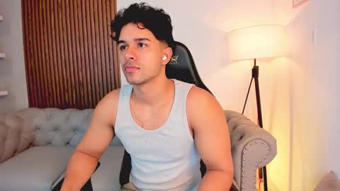 Snapshot of liam_colliins chatting on November 2025 11:54:01 AM Liam Collins online show from November 2025 11:54:01 AM