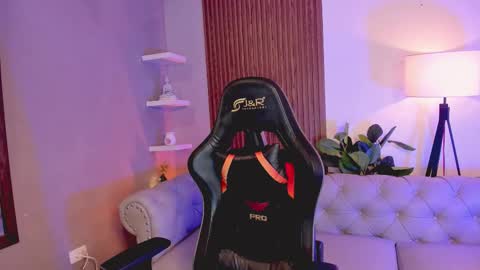 Snapshot of liam_colliins chatting on December 2025 12:02:02 PM Liam Collins online show from December 2025 12:02:02 PM