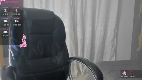 Snapshot of liam_fox7 chatting on July 2026 07:23:02 AM Liam online show from July 2026 07:23:02 AM
