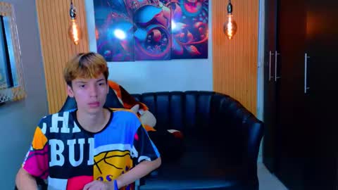 liam_green1 online show from February 2026 06:33:02 PM