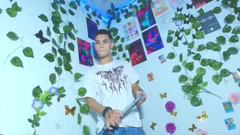 Snapshot of liam_honey18 chatting on March 2026 03:39:01 AM liam_honey18 online show from March 2026 03:39:01 AM