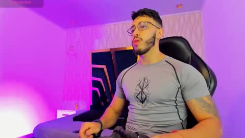 LIAM KLEIN online show from November 2025 11:13:01 AM