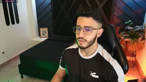 LIAM KLEIN online show from February 2026 11:19:02 AM