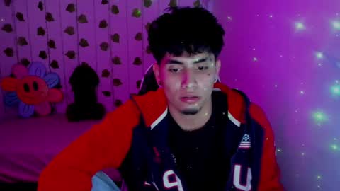 Snapshot of liam_ruiz_ chatting on February 2025 01:30:02 AM Liam online show from February 2025 01:30:02 AM