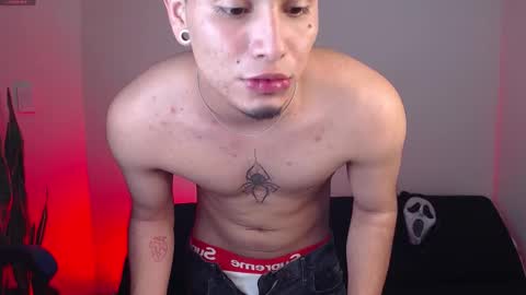 Snapshot of liam_ruiz_ chatting on October 2025 04:23:02 AM Liam online show from October 2025 04:23:02 AM