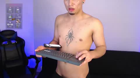 Snapshot of liam_ruiz_ chatting on November 2025 03:28:01 AM Liam online show from November 2025 03:28:01 AM