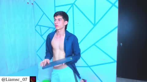 Liam scott77 online show from March 2026 01:01:02 AM