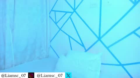 Snapshot of liam_scott77 chatting on April 2026 11:35:01 PM Liam scott77 online show from April 2026 11:35:01 PM