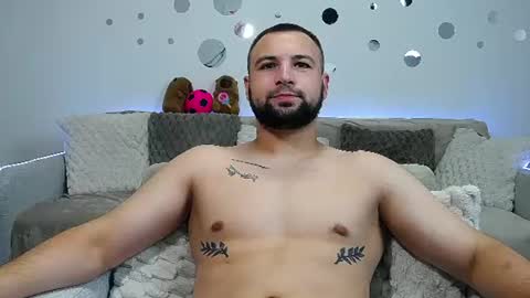 Snapshot of liam_studd chatting on July 2026 06:18:01 AM Liam online show from July 2026 06:18:01 AM