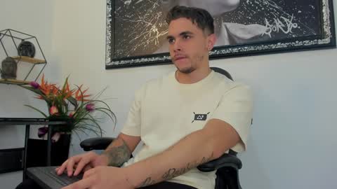 Liam online show from January 2025 01:11:01 PM