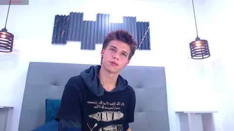 liam_york online show from March 2026 07:02:02 PM