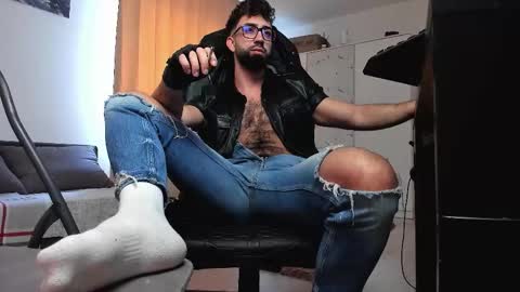 Liam online show from February 2026 07:58:01 AM