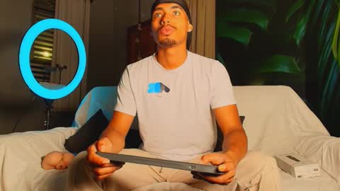 Snapshot of liambyrne chatting on December 2025 04:18:02 AM Liam Byrne online show from December 2025 04:18:02 AM